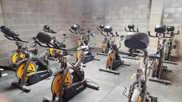 &Gamma;&upsilon;&mu;&nu;ά&zeta;&omicron;&nu;&tau;&alpha;&iota; &kappa;&alpha;&iota; &pi;&alpha;&rho;ά&gamma;&omicron;&upsilon;&nu; &eta;&lambda;&epsilon;&kappa;&tau;&rho;&iota;&kappa;ή &epsilon;&nu;έ&rho;&gamma;&epsilon;&iota;&alpha;...